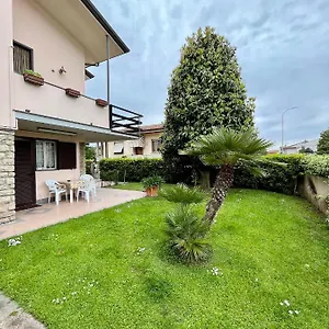 La Casa Di Tamara , Torre del Lago Puccini Italia
